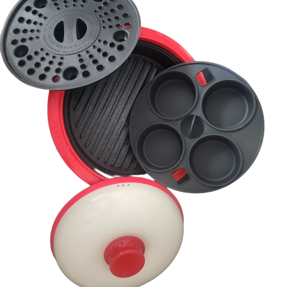 New Range Mate Microwave Cooker Grill Steam Muffin Insert Microhearth.